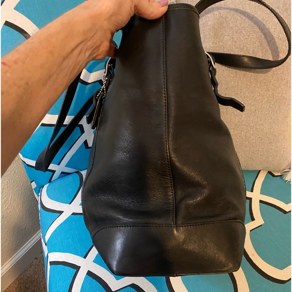 🖤Coach Leather🖤 - Picture 7 of 15